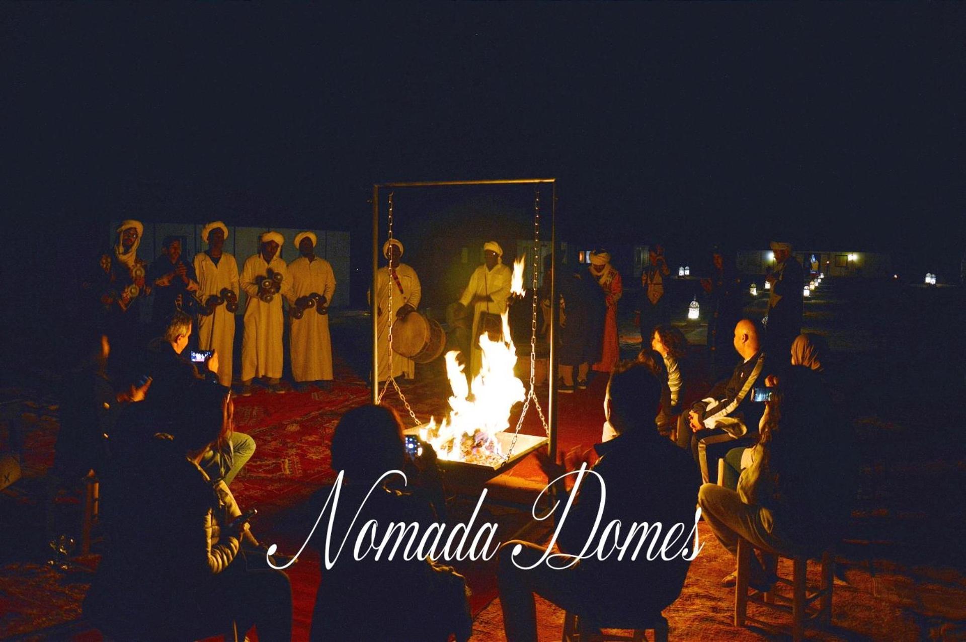 Hotel Nomada Domes Camp With Airco à Merzouga Extérieur photo